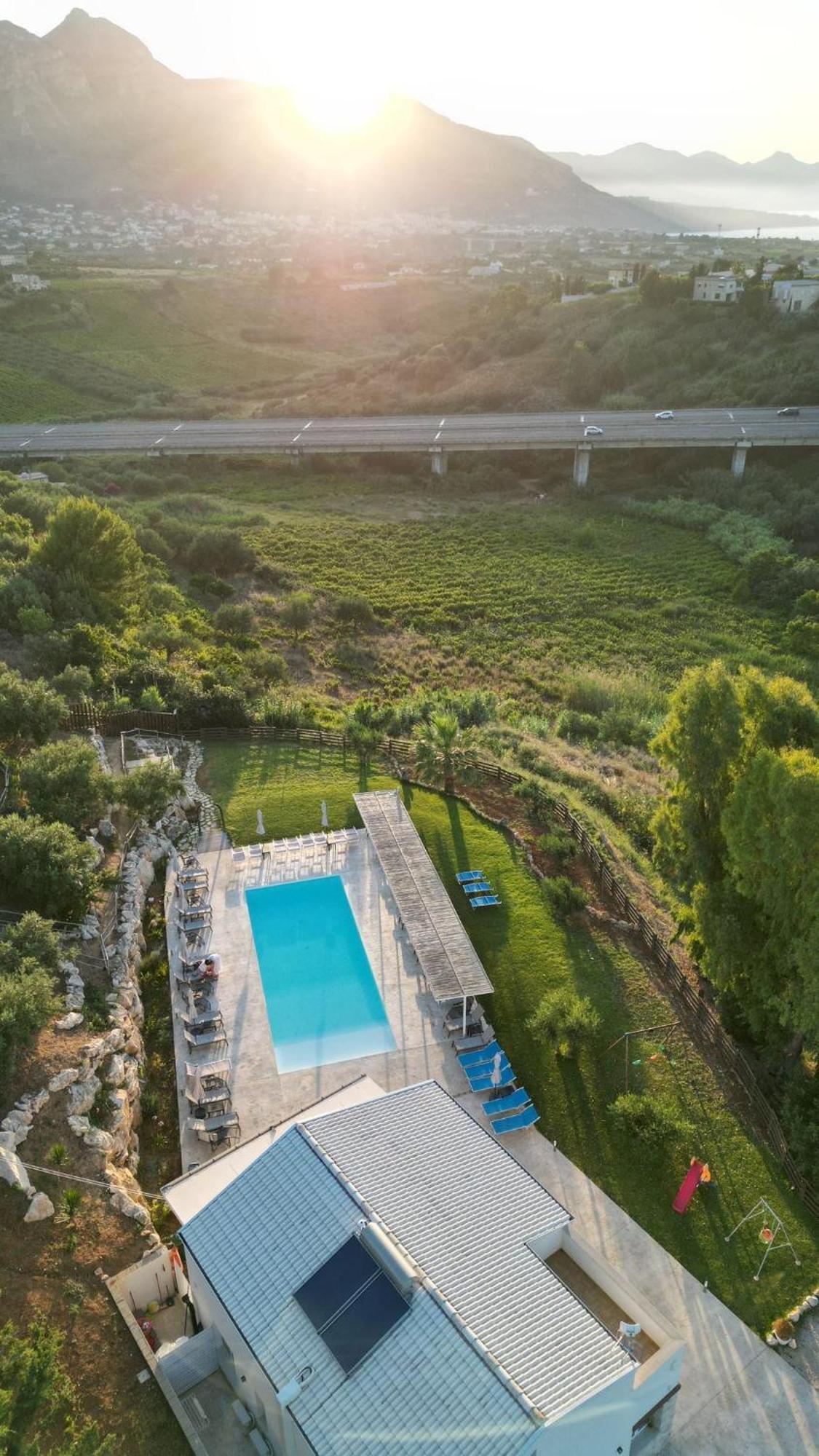 Ci Vulia B&B - Sicilia Sea, Pool, Bbq, Tv, Wi-Fi Alcamo Marina Exteriör bild